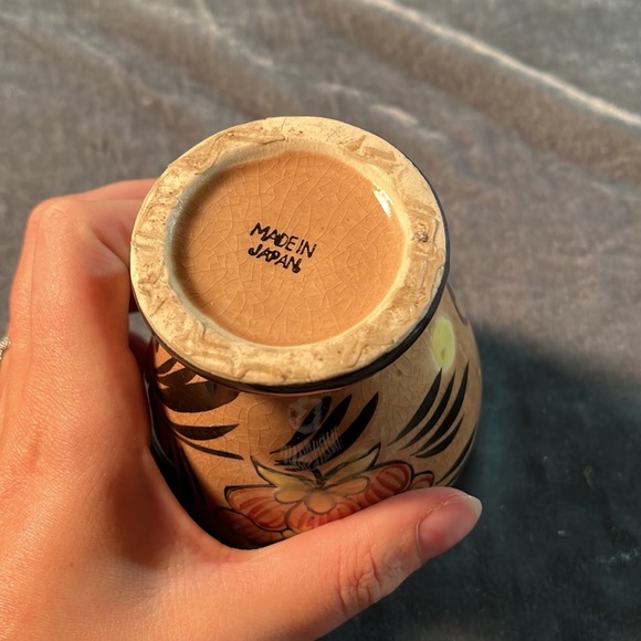 VTG Japan Vase - Picture 5 of 5